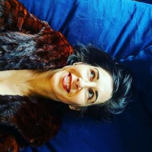 Meet your Posher, Elise